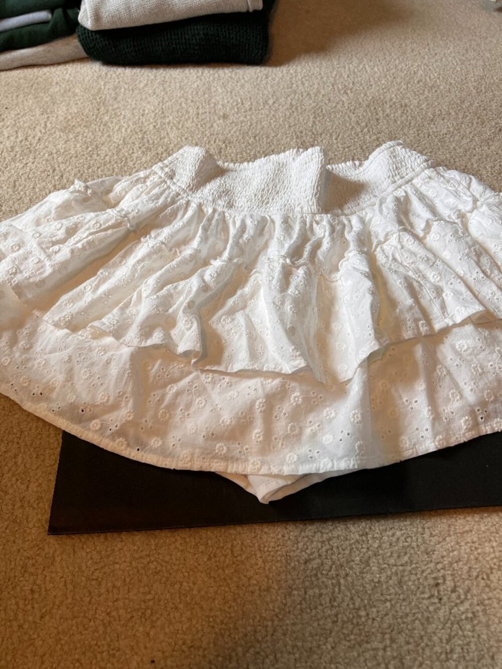 Hollister White Eyelet Skort